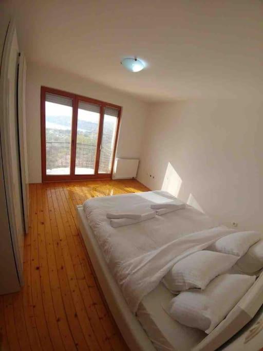 Casa Farmak - 4 Bedroom Lux Apartment With Infinity Pool & Lake View Ochrid Exteriér fotografie